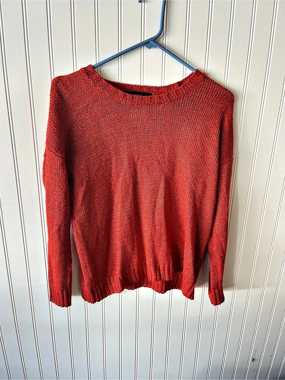 Forever 21 Red Crew Neck Sweater Size Medium Like New